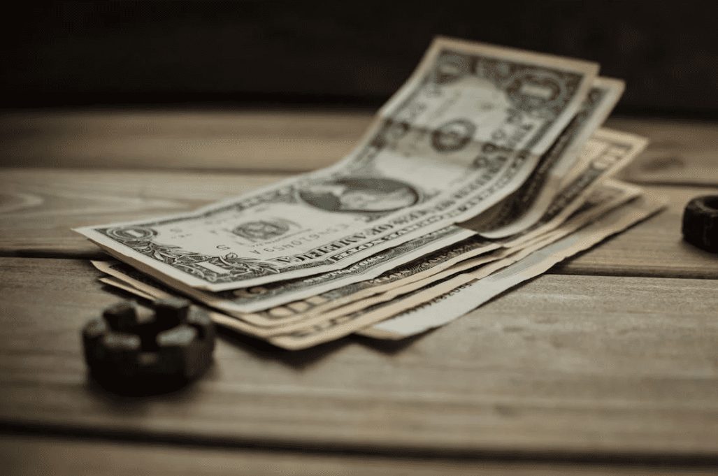 Crypto Analyst Predicts When Dogecoin Price Will Reach $1