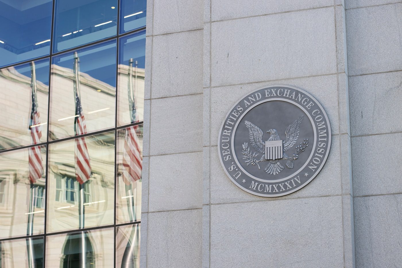 Us Senators Urge Sec: No More Crypto Etfs