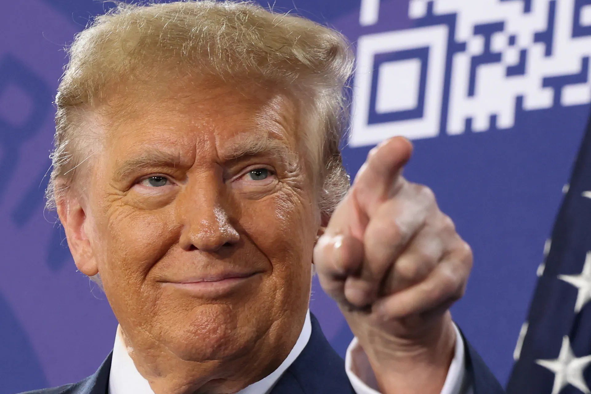 Trump Coins Make A Splash At $100: An American Minting Adventure Unfolds!-Bitrabo Trump Coins Make A Splash At $100: An American Minting Adventure Unfolds!